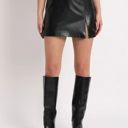Zastraa Leather Front Slit-Detail High-Rise Mini Skort-image-7
