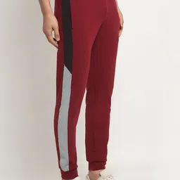 Invincible Men Contrast Jogger-image-74