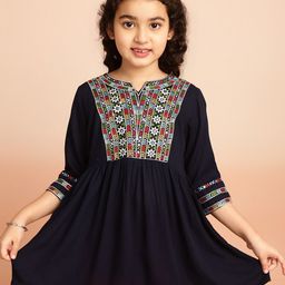 BAESD Keyhole Neck Top-image-96