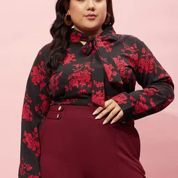 Berrylush Curve Plus Size Black Floral Printed Tie-Up Neck Top-55