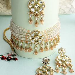KARATCART Women Gold Plated Peach Beads Studded Kundan Choker Necklace Set-19