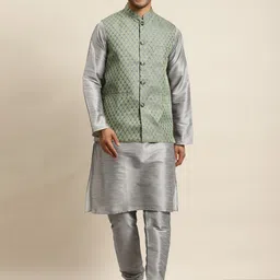 SOJANYA Men Grey Solid Kurta with Churidar & Nehru Jacket-8