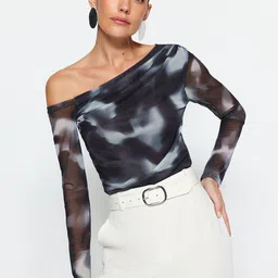 Trendyol Tie & Dye One Shoulder Net Top-picture-3