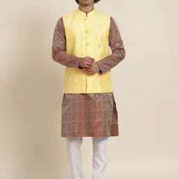 SOJANYA Men Maroon Ethnic Motifs Kurta with Pyjamas & Nehru Jacket-picture-20