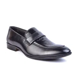 Cliff Fjord Men Textured Formal Loafers-picture-12