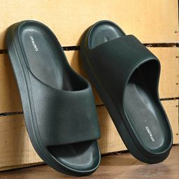 off limits Men Typographic Print Round-Toe Slides image 1