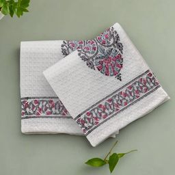 peepul tree Set of 2 Floral Print Hand & Bath Towels image 1