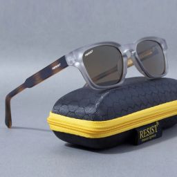 resist eyewear UV-Protected Rectangular Sunglasses image 2