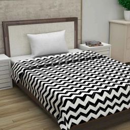 divine casa Ultra Soft Microfiber Polyester 120 GSM Chevron Print Single Comforter image 2