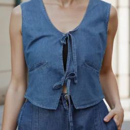 Shein Sleeveless Lace-Up Front Vest Style Fitted Short Top-image-49