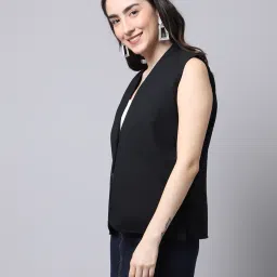 even Front-Open Textured Jacket image 3