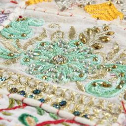 handicraft-palace Embroidered 4-Seater Table Runner image 3