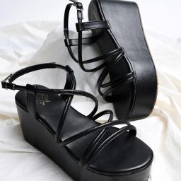 shoetopia Multi-Strap Platforms with Buckle-Fastening image 4