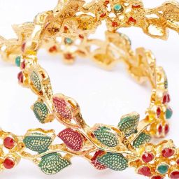 shining diva Set of 2 Gold-Plated Stone-Studded Bangles image 4