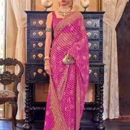 Leheriya Print Saree with Contrast Border-picture-4