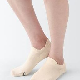 Right Angle Low-Rise Sneaker Socks with Grip Tab-image-59