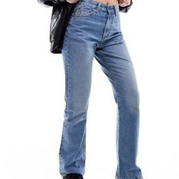 Women 90s Light-Wash Straight Fit Jeans-image-41