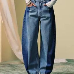 Oversized Barrel-Leg Jeans in Tonal Wash-image-50