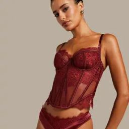 Zoe Bustier-image-5