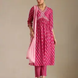 Women Floral Print Flared Kurta Set-image-77