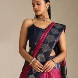 Zari Woven Saree with Contrast Border-image-5