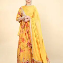 Women Floral Print Flared Kurta with Pants & Dupatta-picture-10