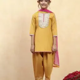 biba Girls Emboidered Kurta Suit Set-picture-2