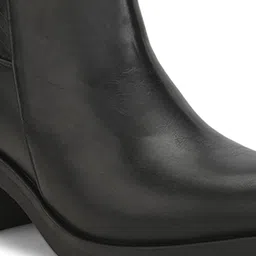 Alleviater Mid Top Block-Heel Regular Boots With Buckle Detail image 5