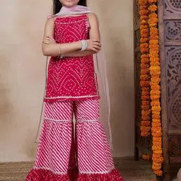 pspeaches Girls Bandhani Printed Gotta Patti Straight Kurti With Sharara & Dupatta-image-17