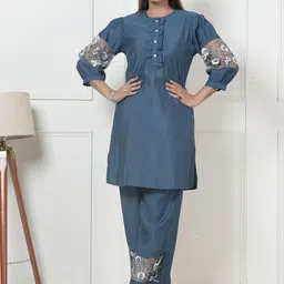 Kaftanize Embroidered Tunic & Trousers Co-Ord Set-picture-1