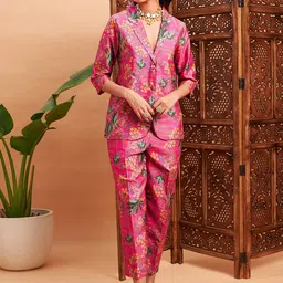Shae by SASSAFRAS Floral Printed Blazer With Straight Pants Co-Ords-24