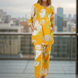 NEYSA Floral Printed Tunic & Trousers Co-Ord Set-picture-2