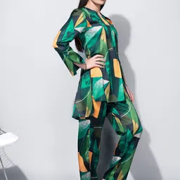 Bannos Swagger Abstract Printed Top With Pyjamas-image-75