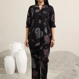 Libas Printed Mandarin Collar Tunic With Trouser Co-Ords-image-72