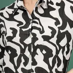 Clora Creation Abstract Printed Shirt With Trouser image 2