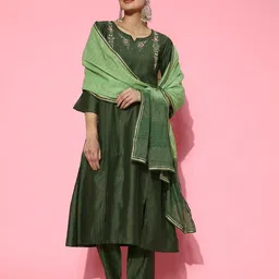 SheWill Floral Embroidered Regular Sequinned Kurta with Trousers & Dupatta-25