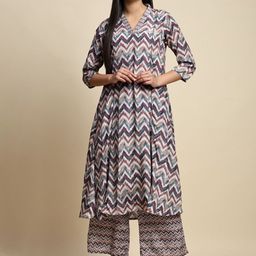 BAESD Chevron Printed V-Neck A-Line Kurta With Palazzos-picture-42