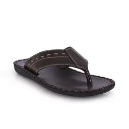 BuckleUp Men Textured Slip On Flip-Flops image 4
