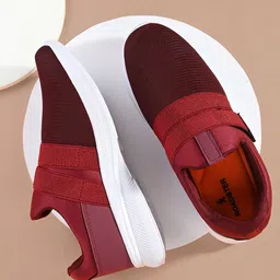 The Roadster Life Co. Men BORDO Mesh Abzorb Walking Shoes-picture-10