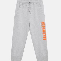 mackly Winter 2021 Boys Typography Printed Mid Rise Joggers-picture-16