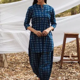 Mera Rang Checked V Neck Pure Cotton Straight Kurta with Harem Pants-picture-50