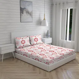 Layers Firenze Peach & White Geometric Printed 140 TC King Bedsheet with 2 Pillow Covers image 1