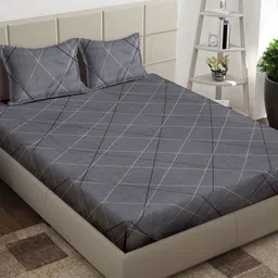 Arrabi Grey & White Geometric Printed 300 TC Double King Bedsheet With 2 Pillow Covers-14