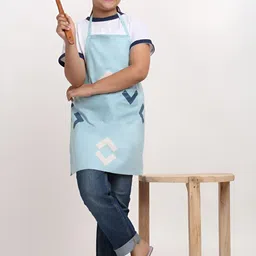 Arrabi Kids Blue & White Printed Apron Apron With 2 Patch Pockets-29