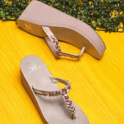 THE WHITE POLE Embellished Platform Sandal-19
