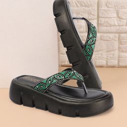 madam glorious Embellished Wedge Pumps-40