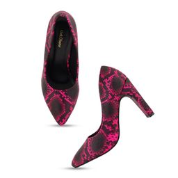 Get Glamr Textured Block Pumps image 3