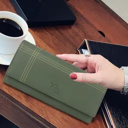 YESSBENZA Green Textured Envelope Clutch-picture-9