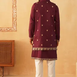 Jompers Men Ethnic Motifs Yoke Design Regular Thread Work Kurta with Pyjamas image 4