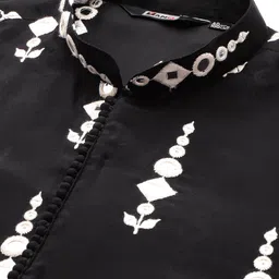 MANQ Men Embroidered Mirror Work Pure Cotton Kurta with Pyjamas image 3